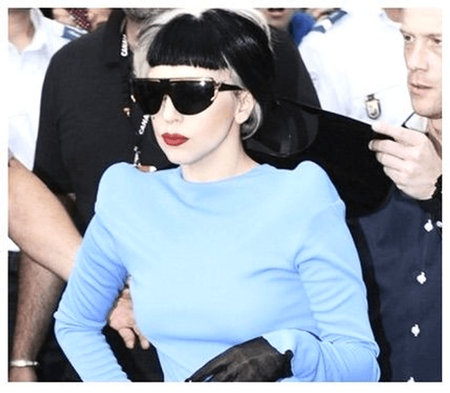 Valentino V568 Lady Gaga